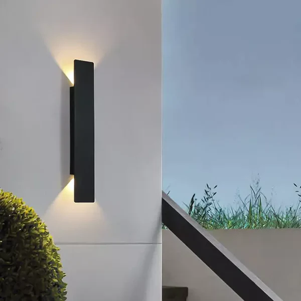 Lange LED Wandlamp | Minimalistische IP65 Buitenverlichting Voor Gang