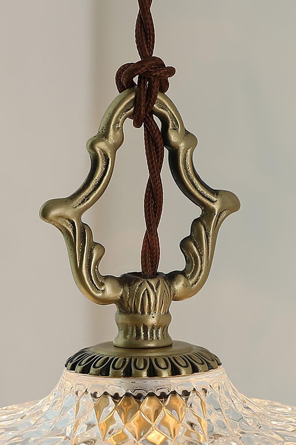 Komvormige Hanglamp | Vintage Messing & Glazen E14 Plafondlamp