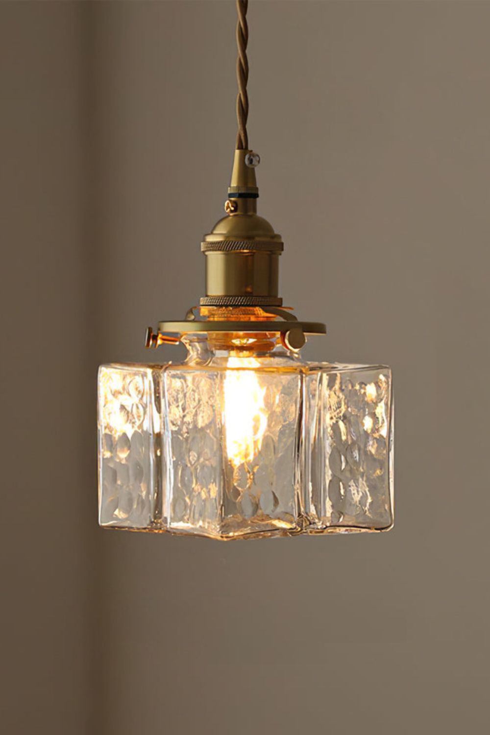 Jewel Vierkante Glazen Hanglamp | Handgeblazen Glas & Messing