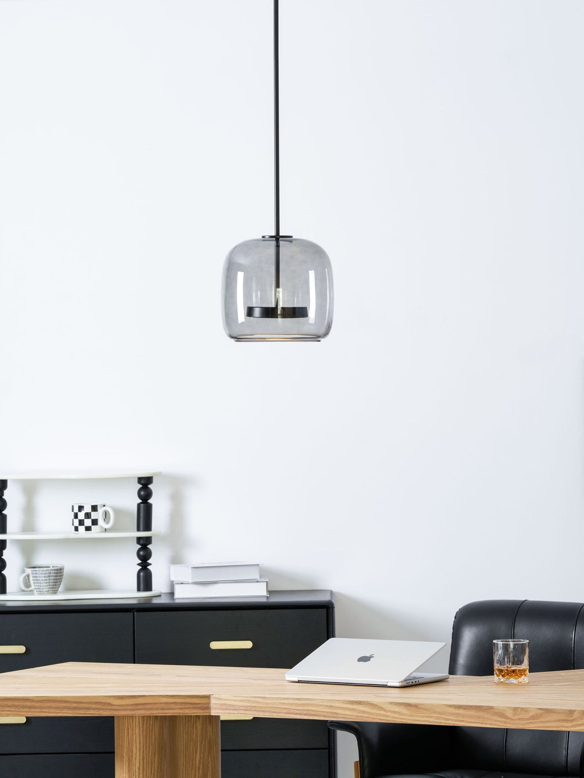 Minimalistisk Metro-glaspendel | Håndblæst LED-pendel