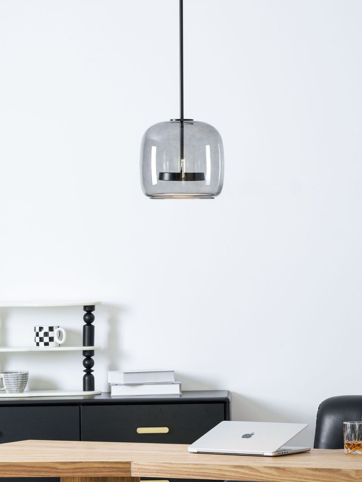 Minimalistisk Metro-glaspendel | Håndblæst LED-pendel