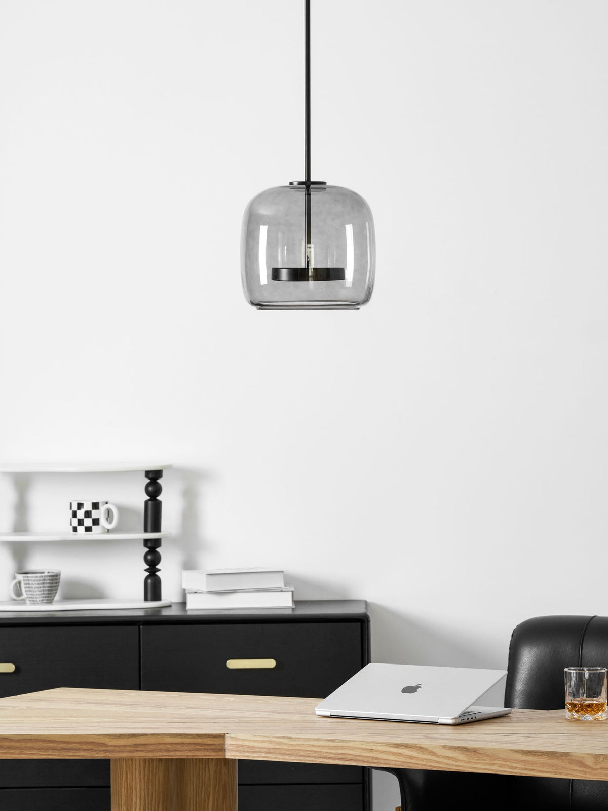 Minimalistisk Metro-glaspendel | Håndblæst LED-pendel