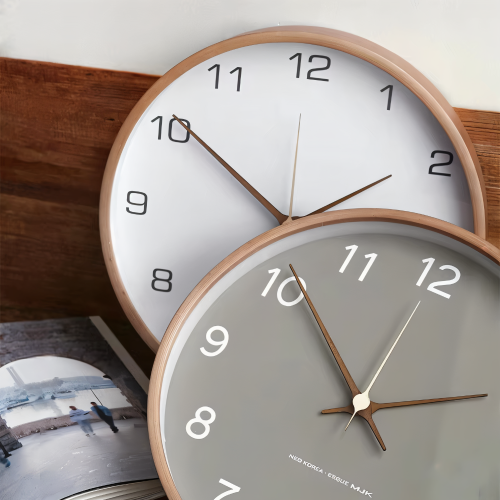 Horloge murale ronde en bois Orbs | Horloge à quartz silencieuse