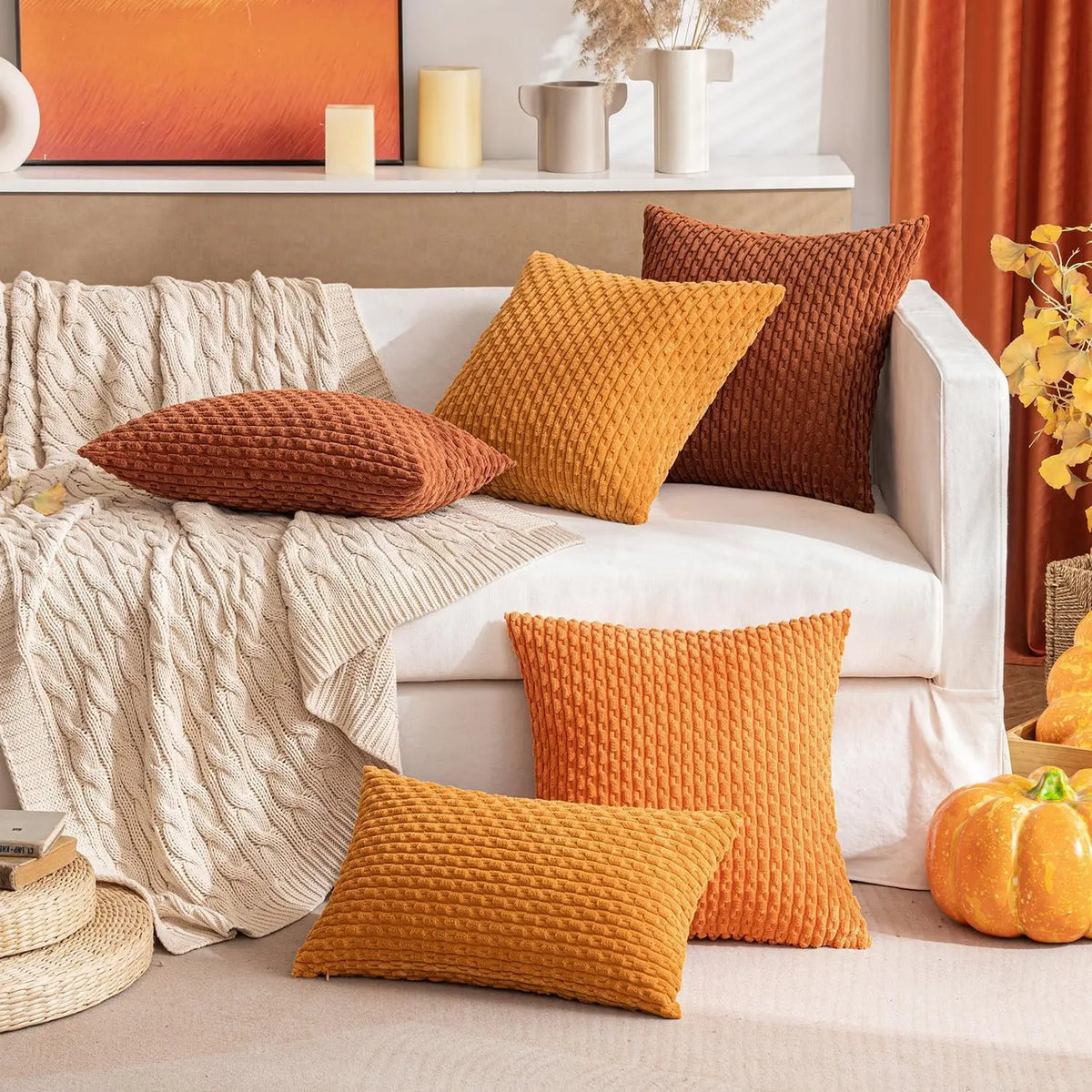 Housse de Coussin en Velours Côtelé – Stylée & Conviviale