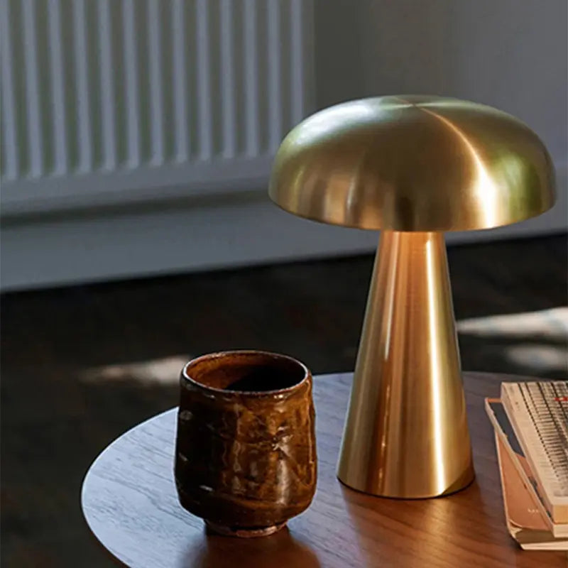 Metalen Paddenstoellamp | Oplaadbare Nordic LED Tafellamp