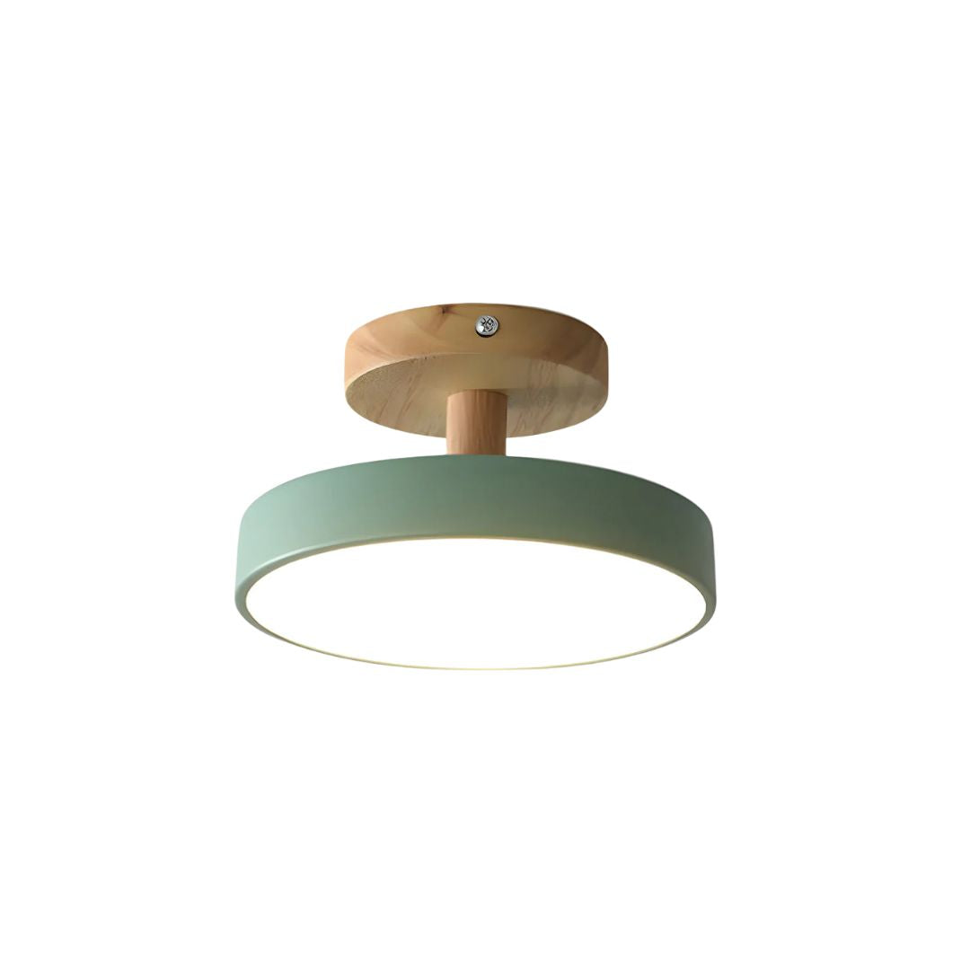Skandynawska Lampa Sufitowa z Drewnianą Bazą i Delikatnym Pastelowym Designem