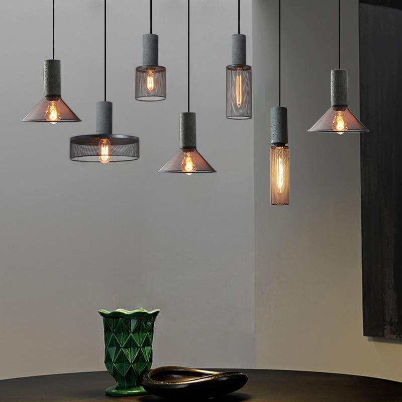 Varm Industriel Loftlampe med Moderne Design