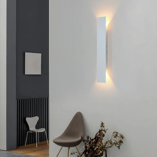 Lange LED Wandlamp | Minimalistische IP65 Buitenverlichting Voor Gang