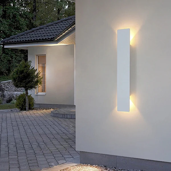 Lange LED Wandlamp | Minimalistische IP65 Buitenverlichting Voor Gang