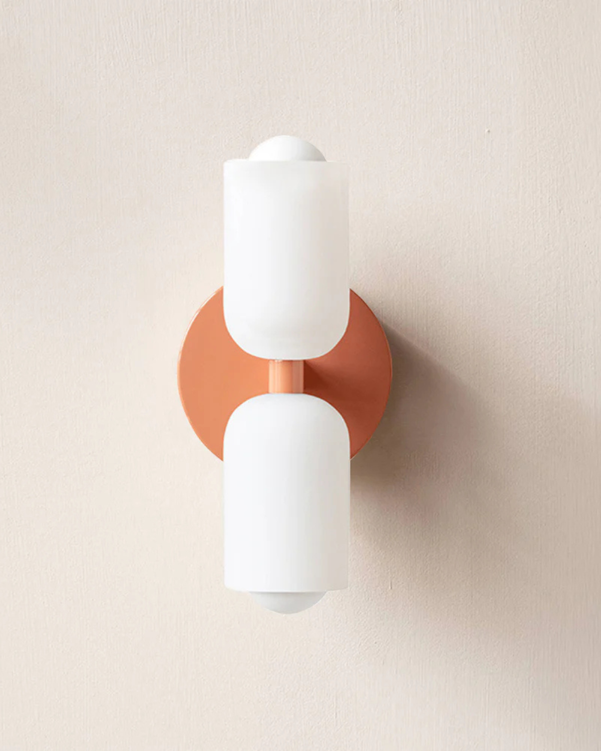 Moderne Vegglampe for Stemningsfull og Myk Belysning i Hjemmet