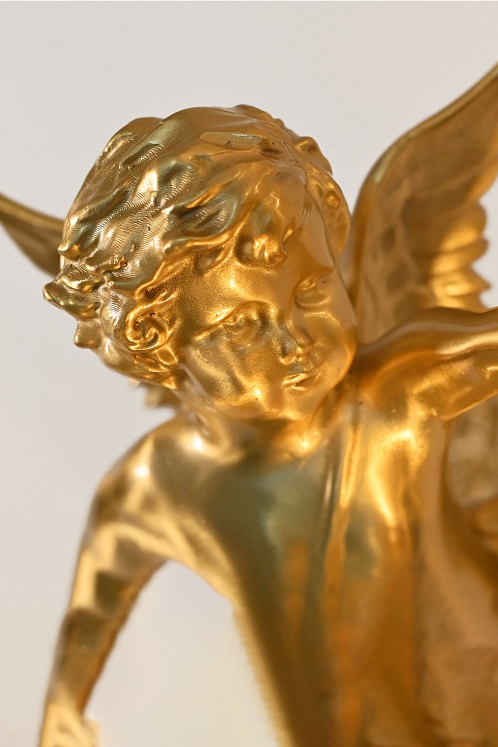 Engelen Wandlamp | Messing &amp; Kristal E14 Wandlamp Met Putto-Design