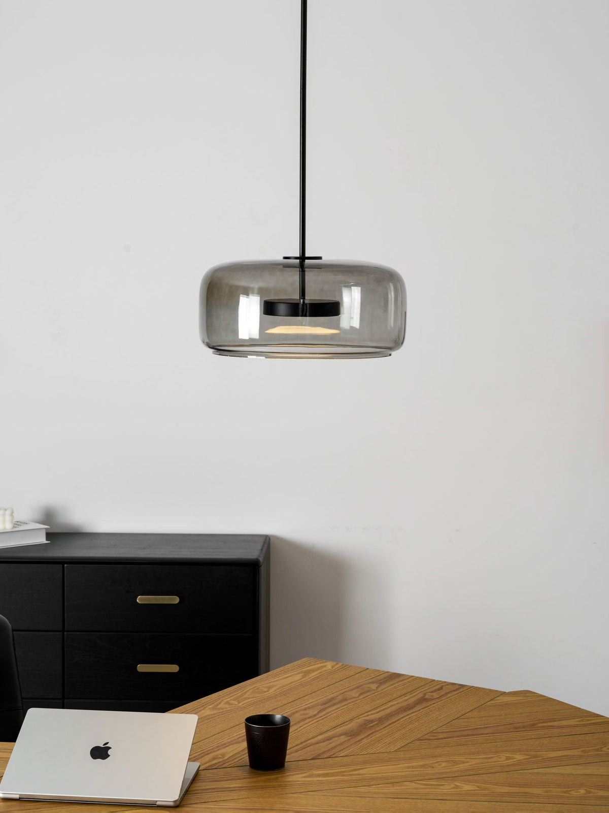 Minimalistisk Metro-glaspendel | Håndblæst LED-pendel