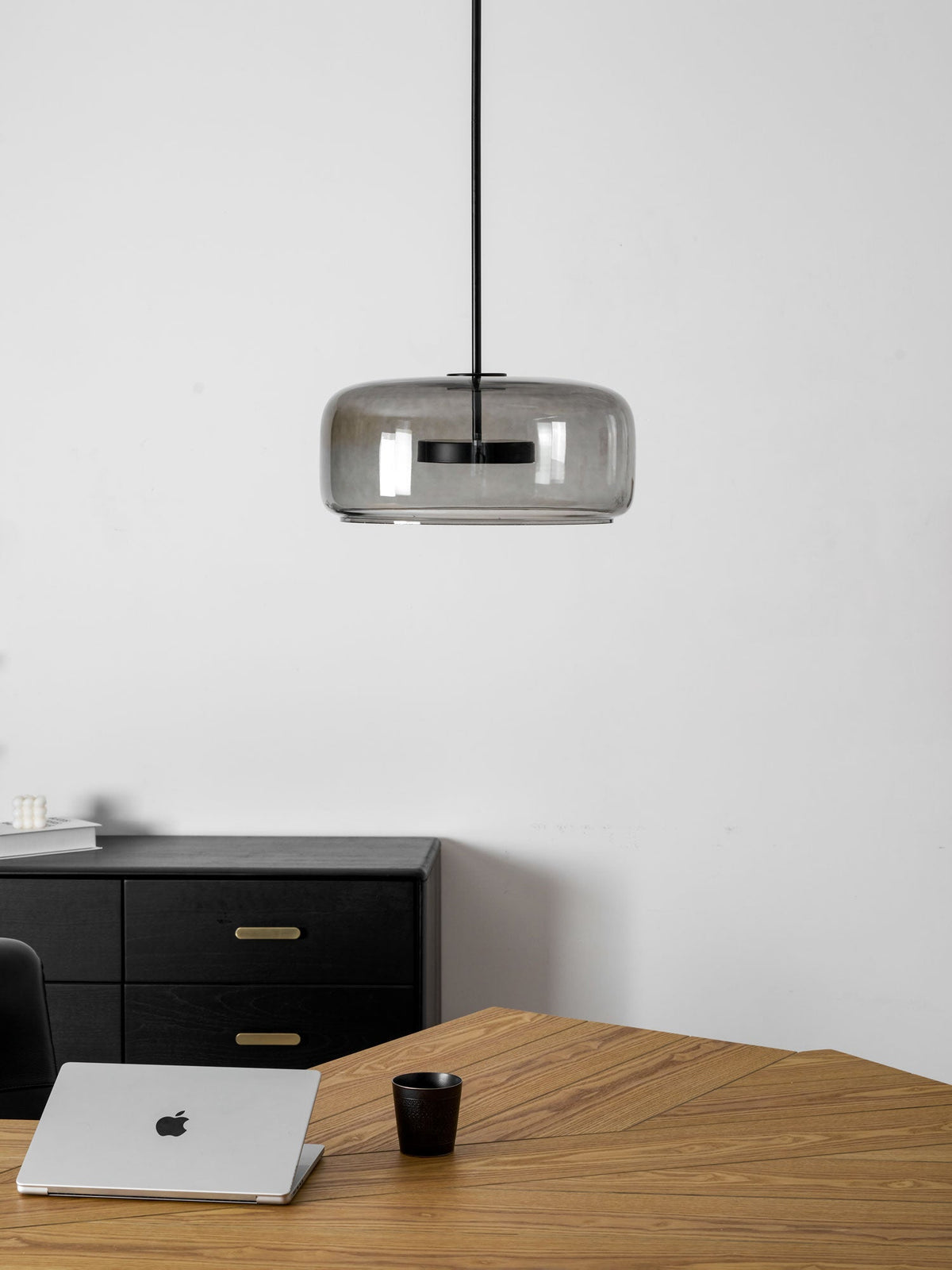 Minimalistisk Metro-glaspendel | Håndblæst LED-pendel
