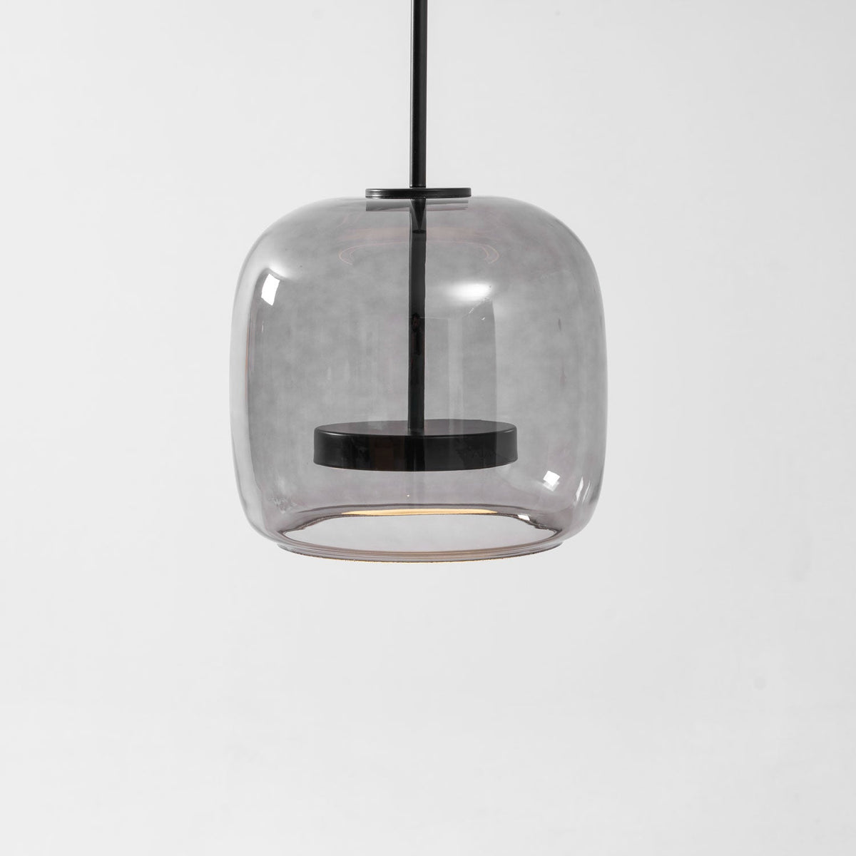Minimalistisk Metro-glaspendel | Håndblæst LED-pendel