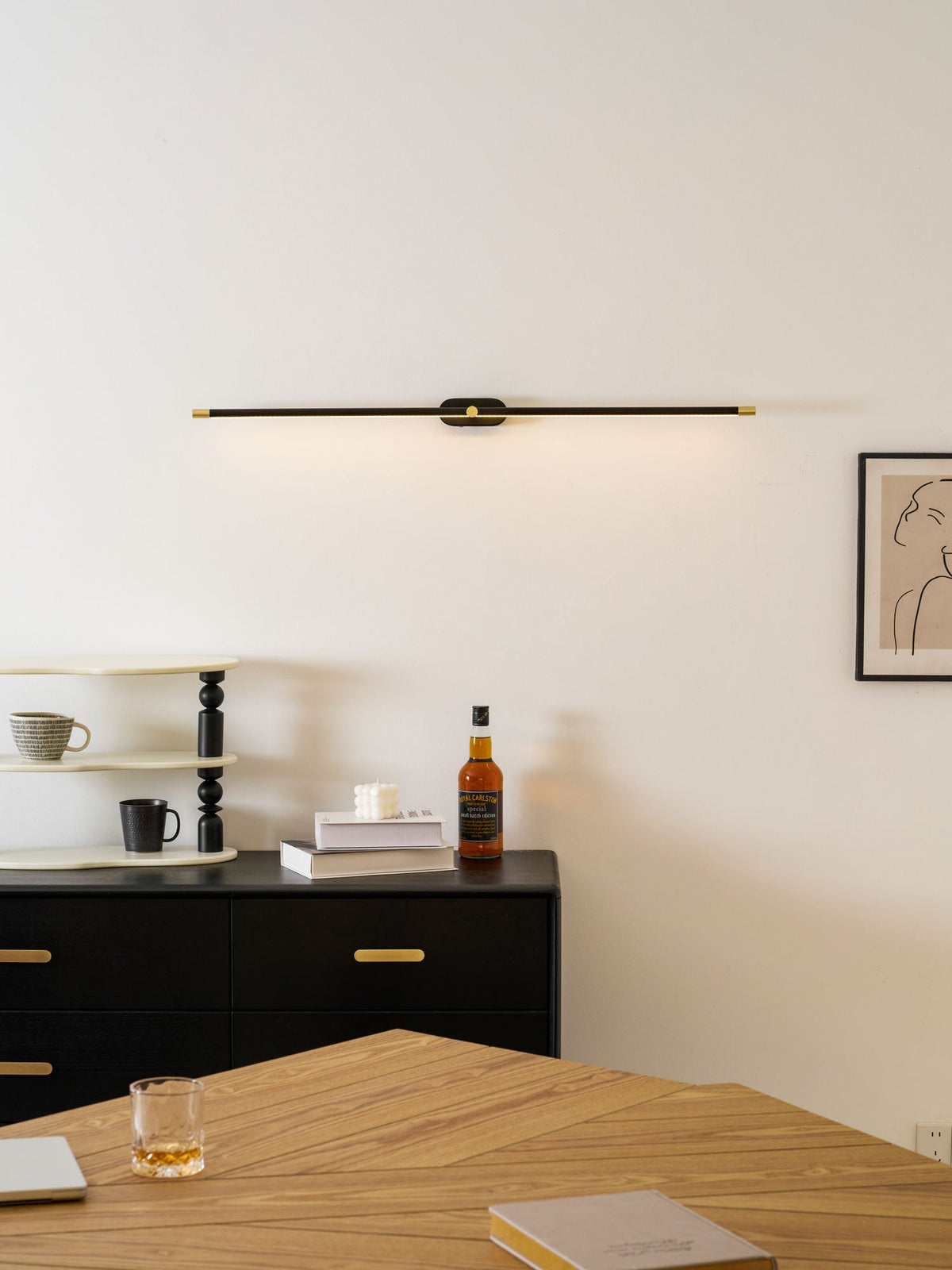 Lámpara de pared recargable minimalista | Iluminación LED inalámbrica para espejos