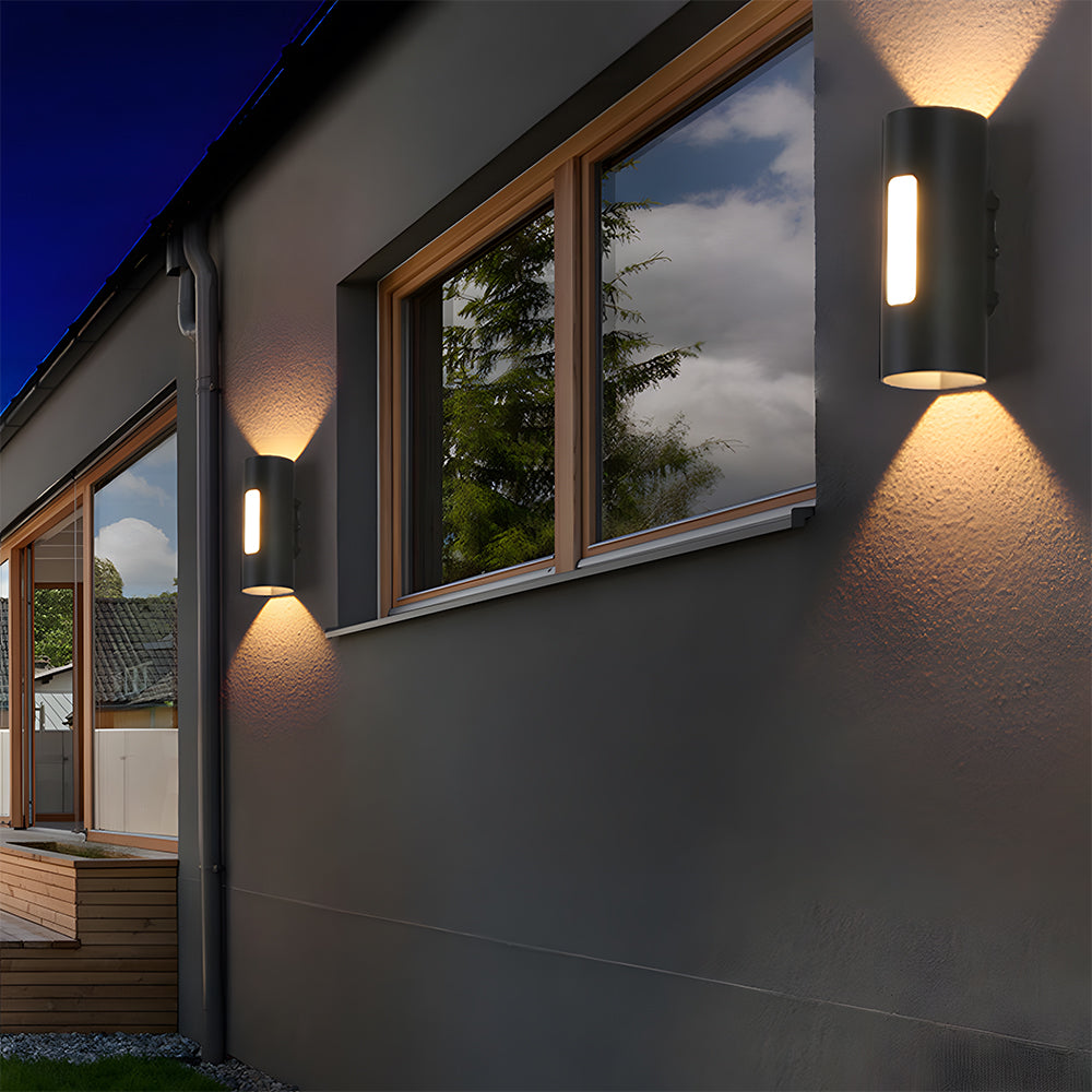 Gio – Stilfuld Udendørs Væglampe med LED & Moderne Design (IP65)