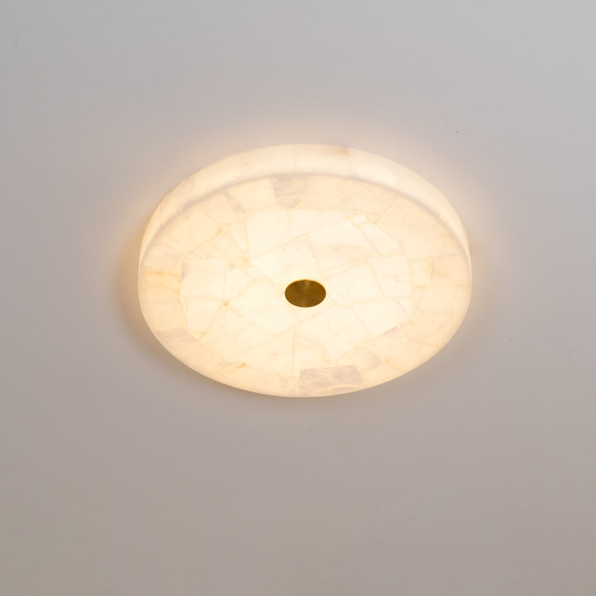 LED Loftlampe af Alabast – Rund & Slank