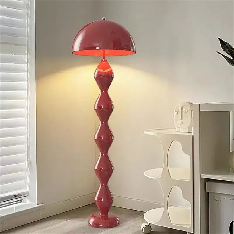 Scandinavische Metalen Vloerlamp | Moderne Sculpturale Staande Lamp