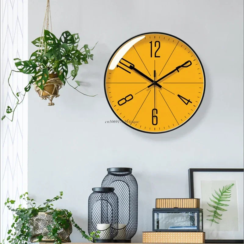 Horloge murale classique élégante moderne au design scandinave