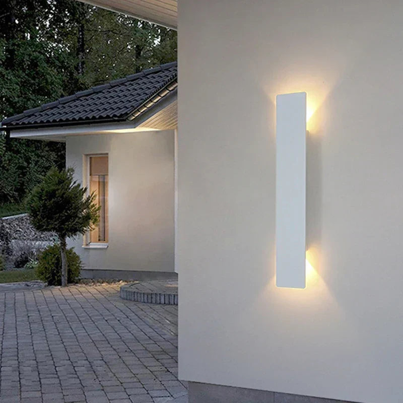 Lange LED Wandlamp | Minimalistische IP65 Buitenverlichting Voor Gang