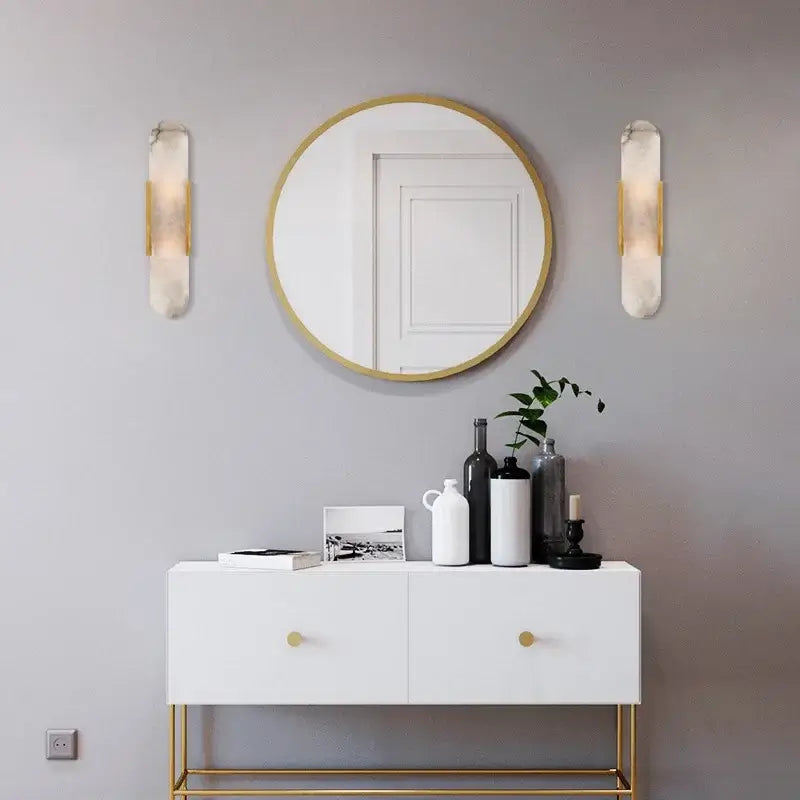 Posh Marble Lamp & Gold Roman Villa Sonce | Nordic Wandlamp