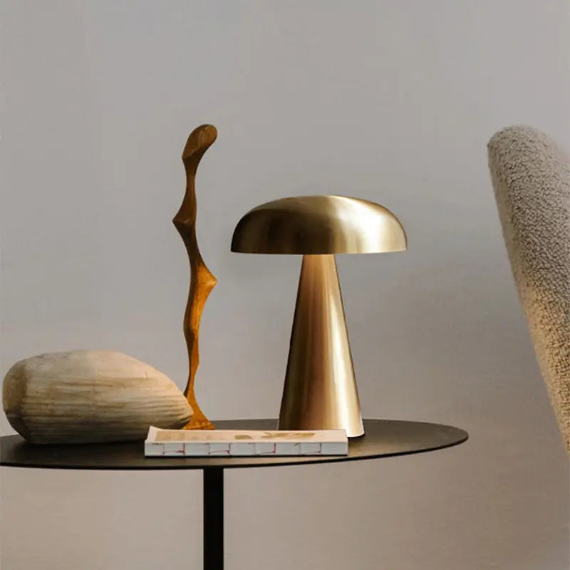 Metalen Paddenstoellamp | Oplaadbare Nordic LED Tafellamp