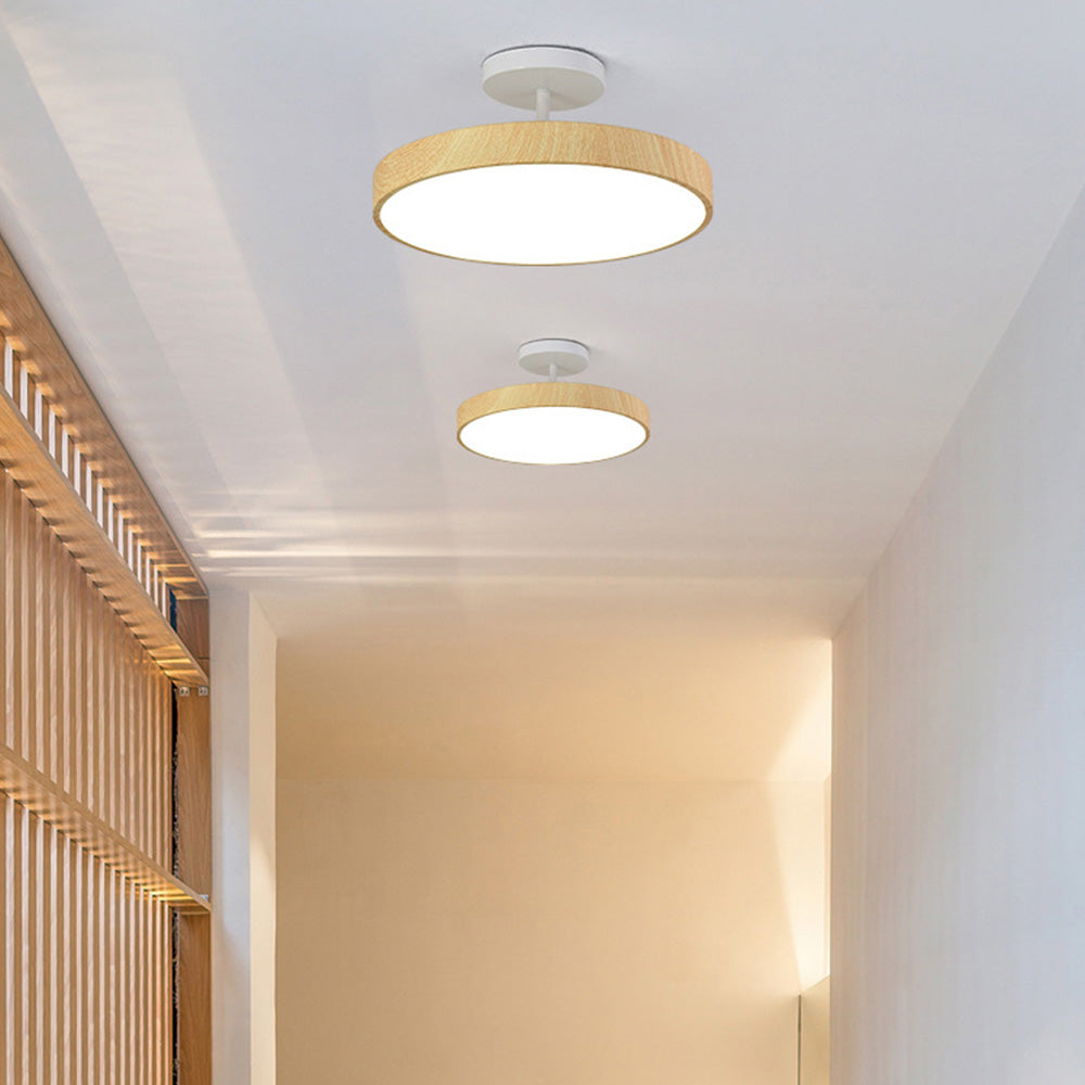 Skandinavisk Loftlampe med Trælook & Guldfarvet Ramme