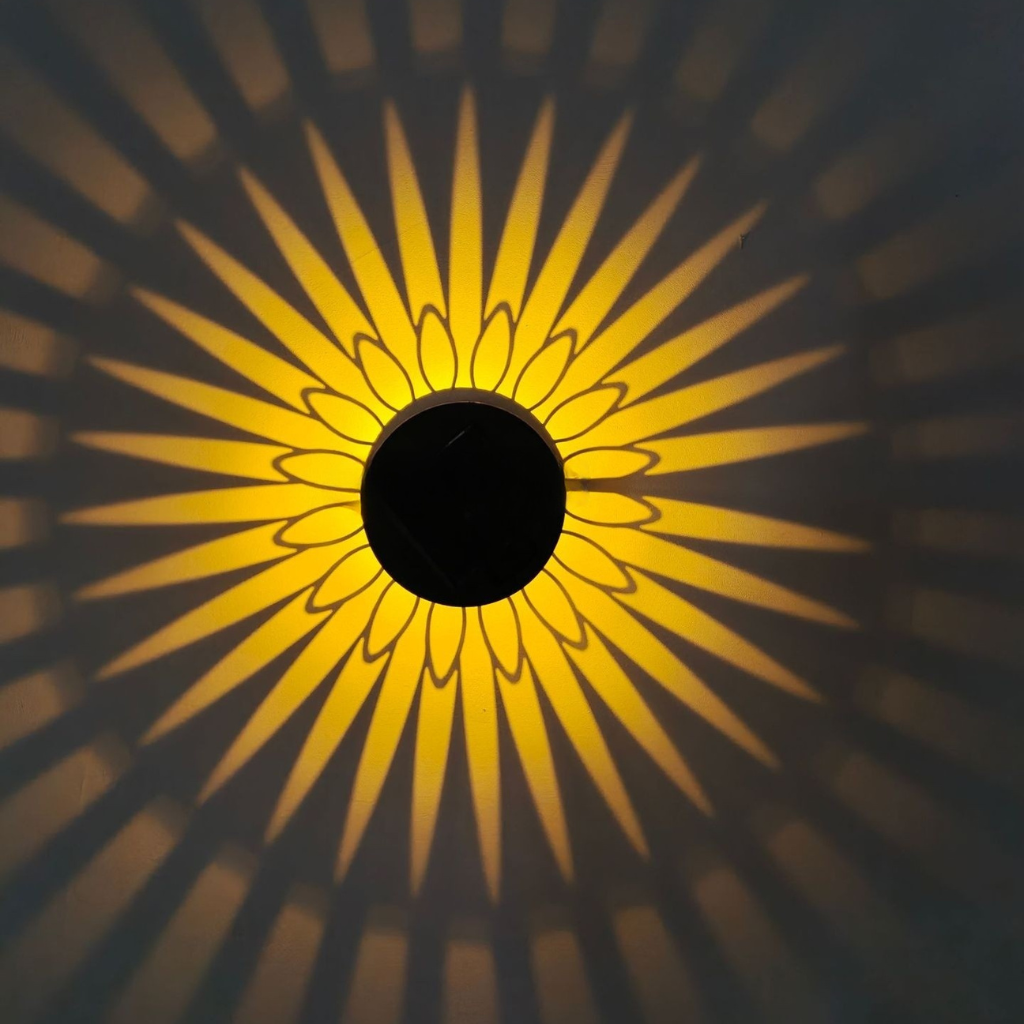 Solar Buitenwandlamp Met Projector | IP65 Decoratieve Tuinlamp