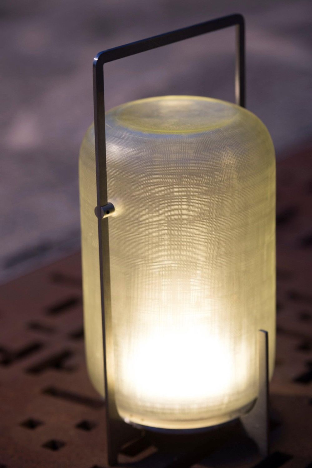 Twilight oppladbar bordlampe | IP65 LED-utendørslampe