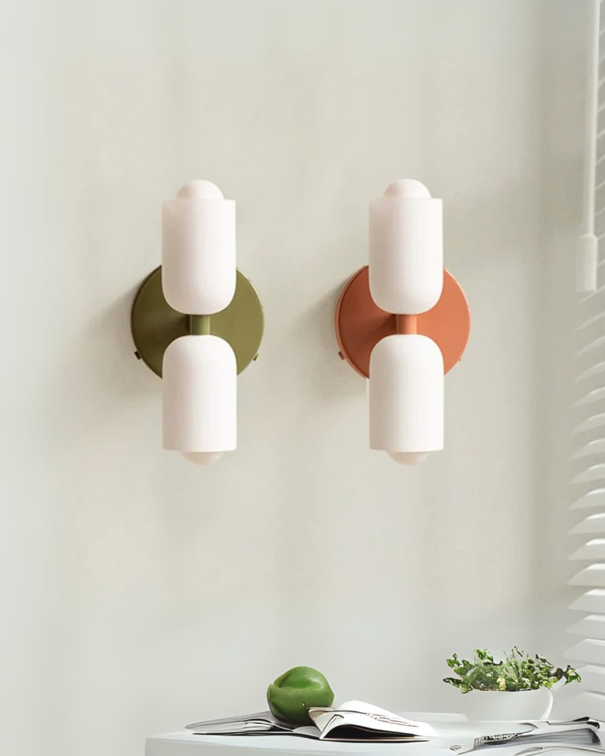 Moderne Vegglampe for Stemningsfull og Myk Belysning i Hjemmet