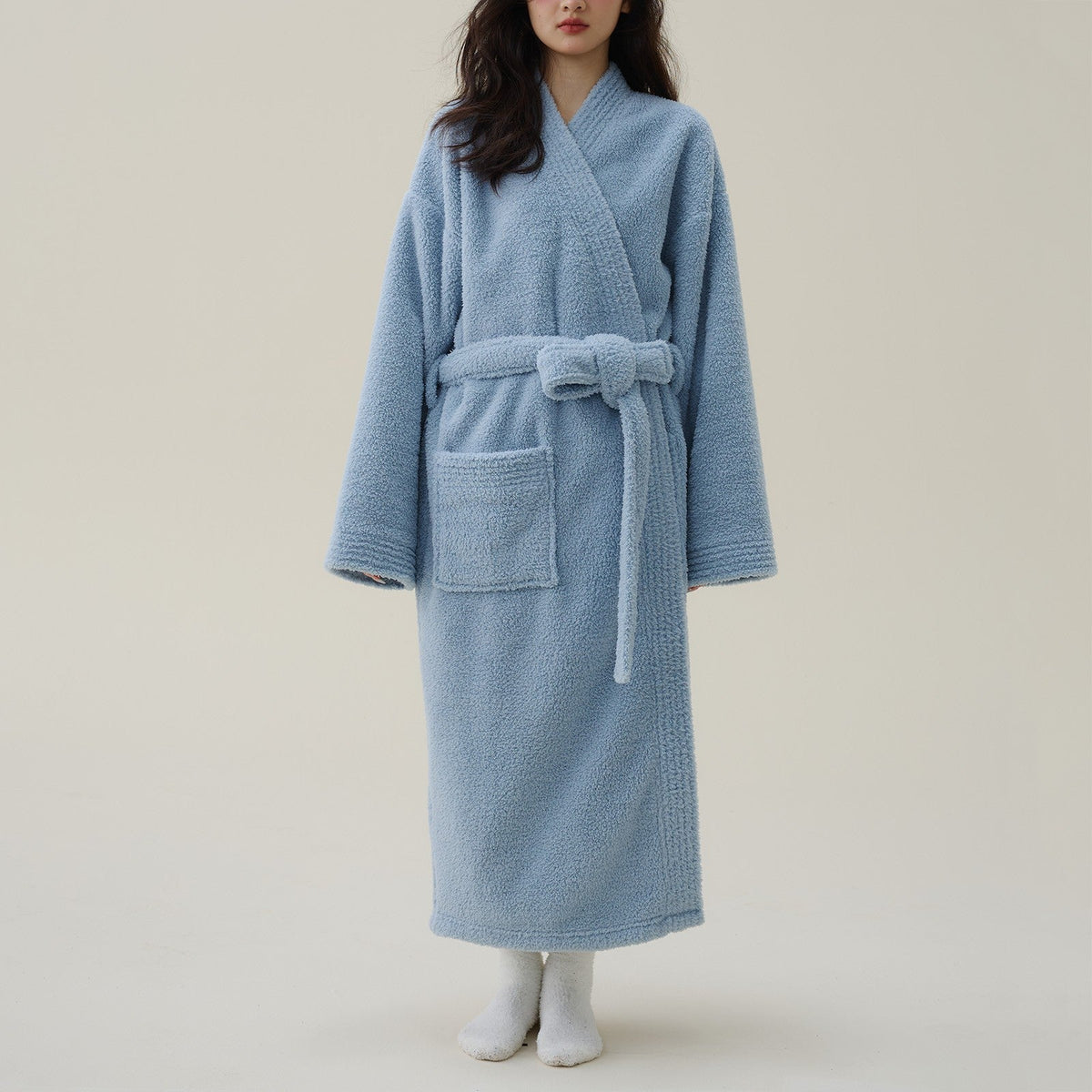 Luksus Flannel Damebadekåbe – Tykt Fleece, Kimono Pasform & Ultimativ Vinterkomfort